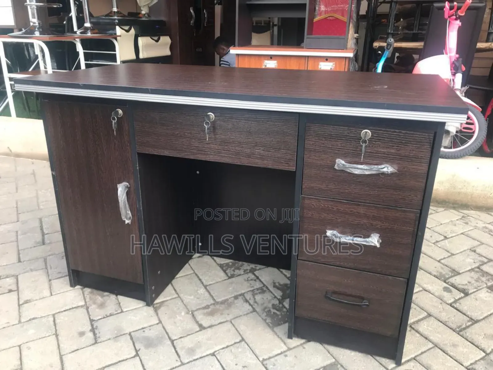 Office Writing Table