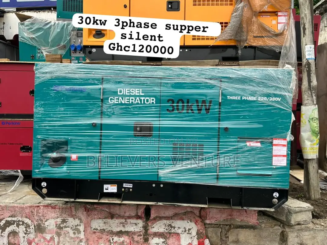 Super Silent Diesel Generator UK Made Perkins 30kw Key Start