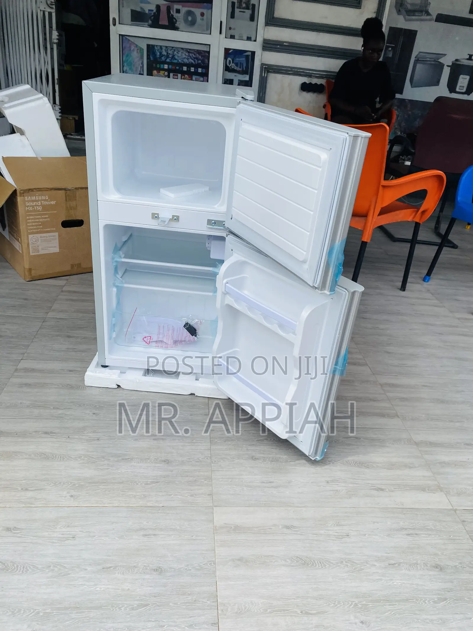 Unique Nasco Nasf2-120(Gray)Double Door Table Top Fridge
