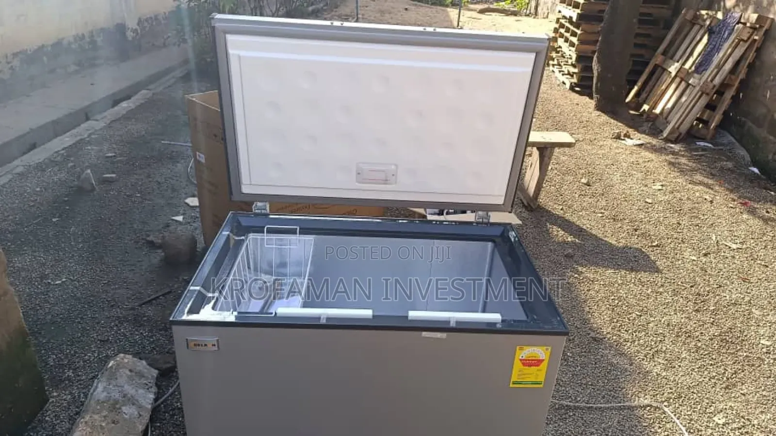 Delron Dcf200 197 Litres Chest Freezer