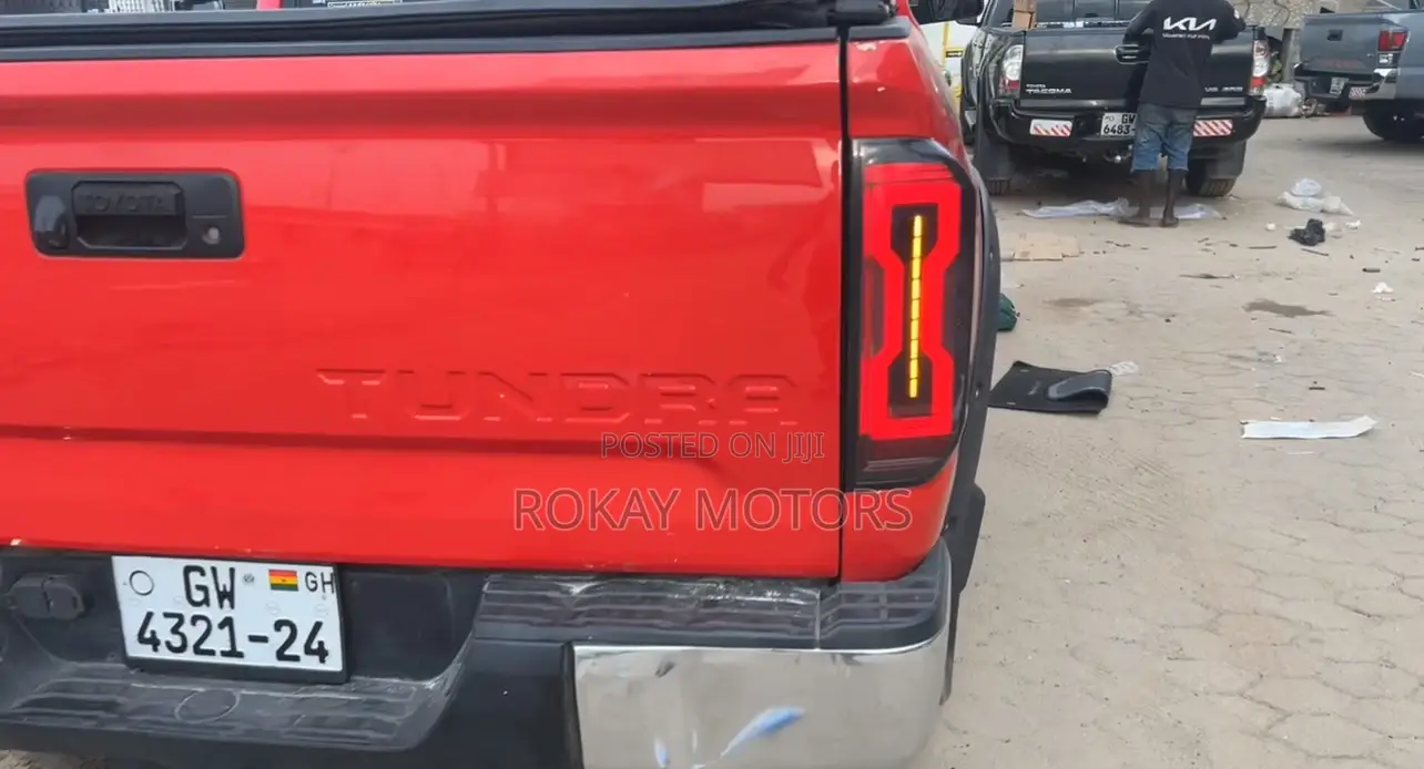 Tundra 2017-2020 Spec Led Taillights