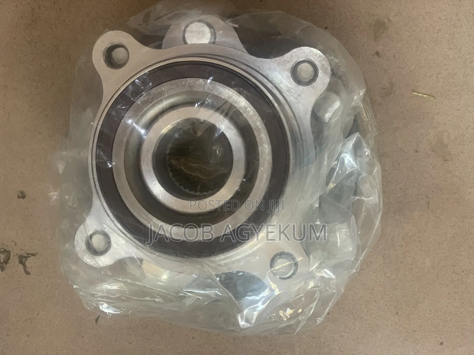 Toyota Tundra 2016 Front Hubs Baring