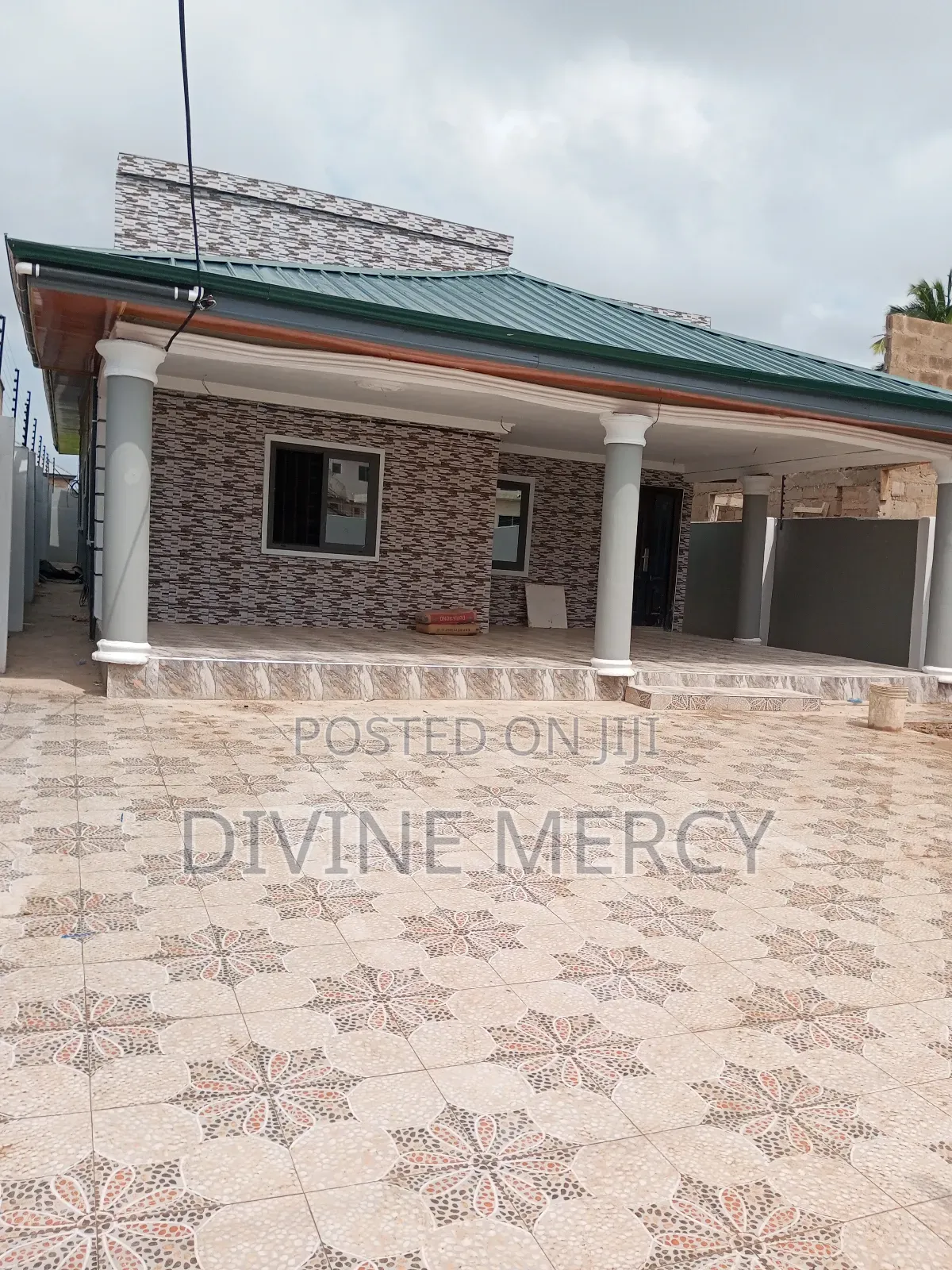 3bdrm Bungalow in Cp Kasoa, Awutu Senya East Municipal for sale