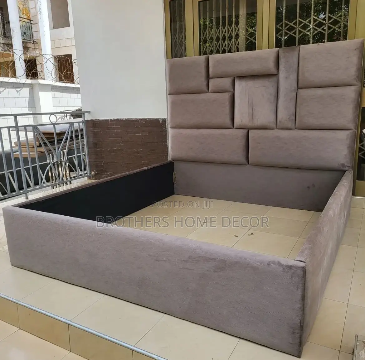 Luxurious Double Bedframe