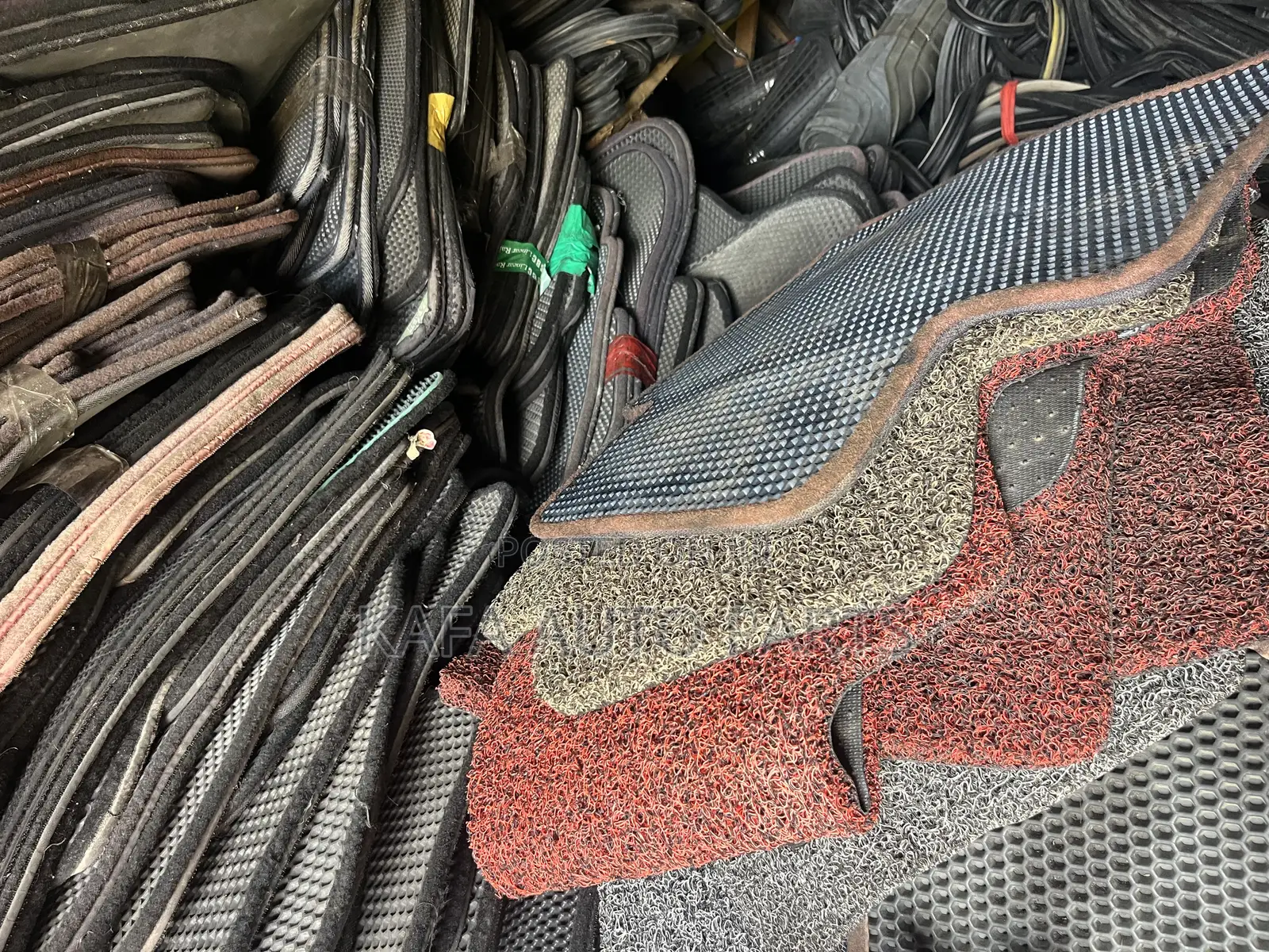 All Kind of Inside Carpet Available