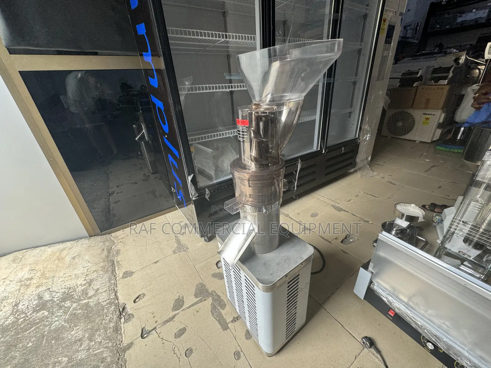 Industrial Juicer