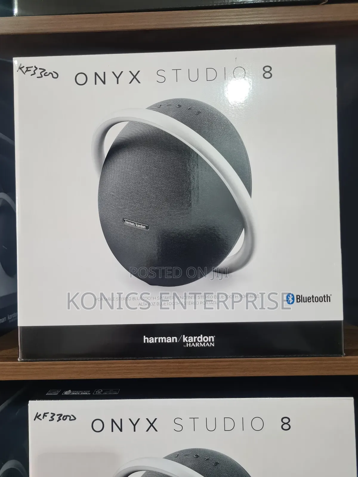 Onyx Studio 8
