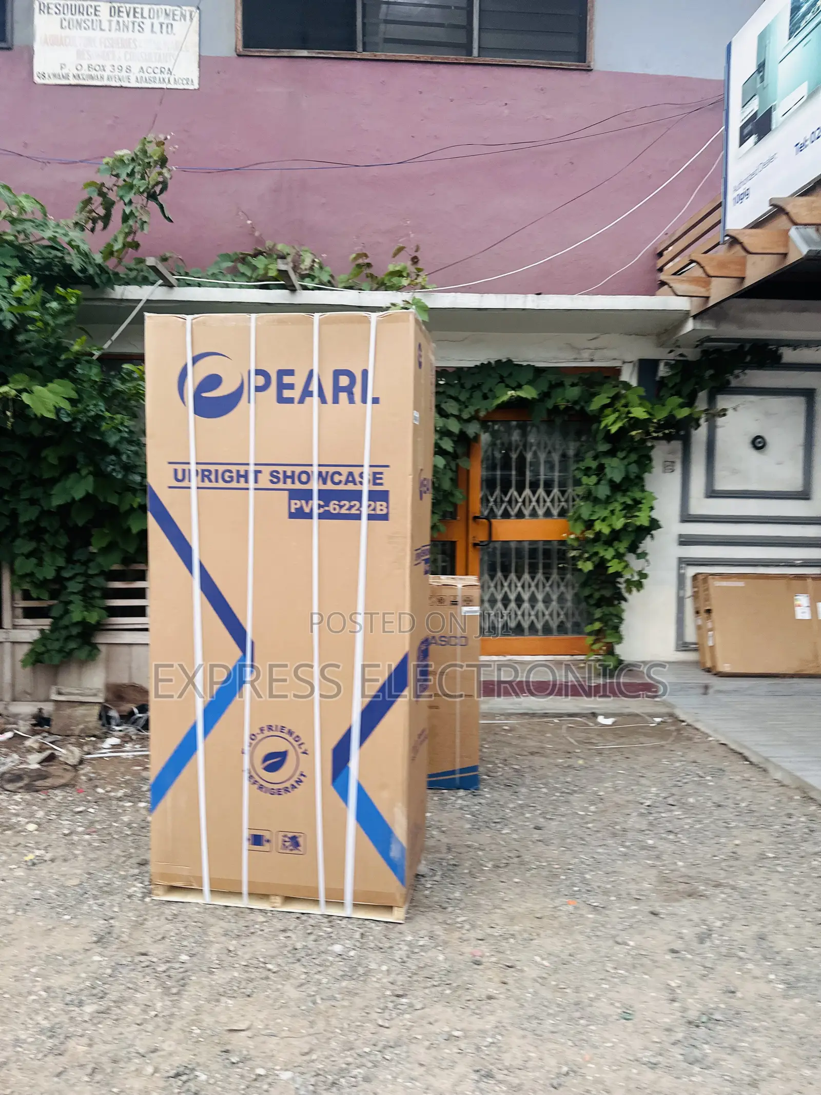 Amazing Deal on Pearl Display Fridge PVC-622-2b Double Door