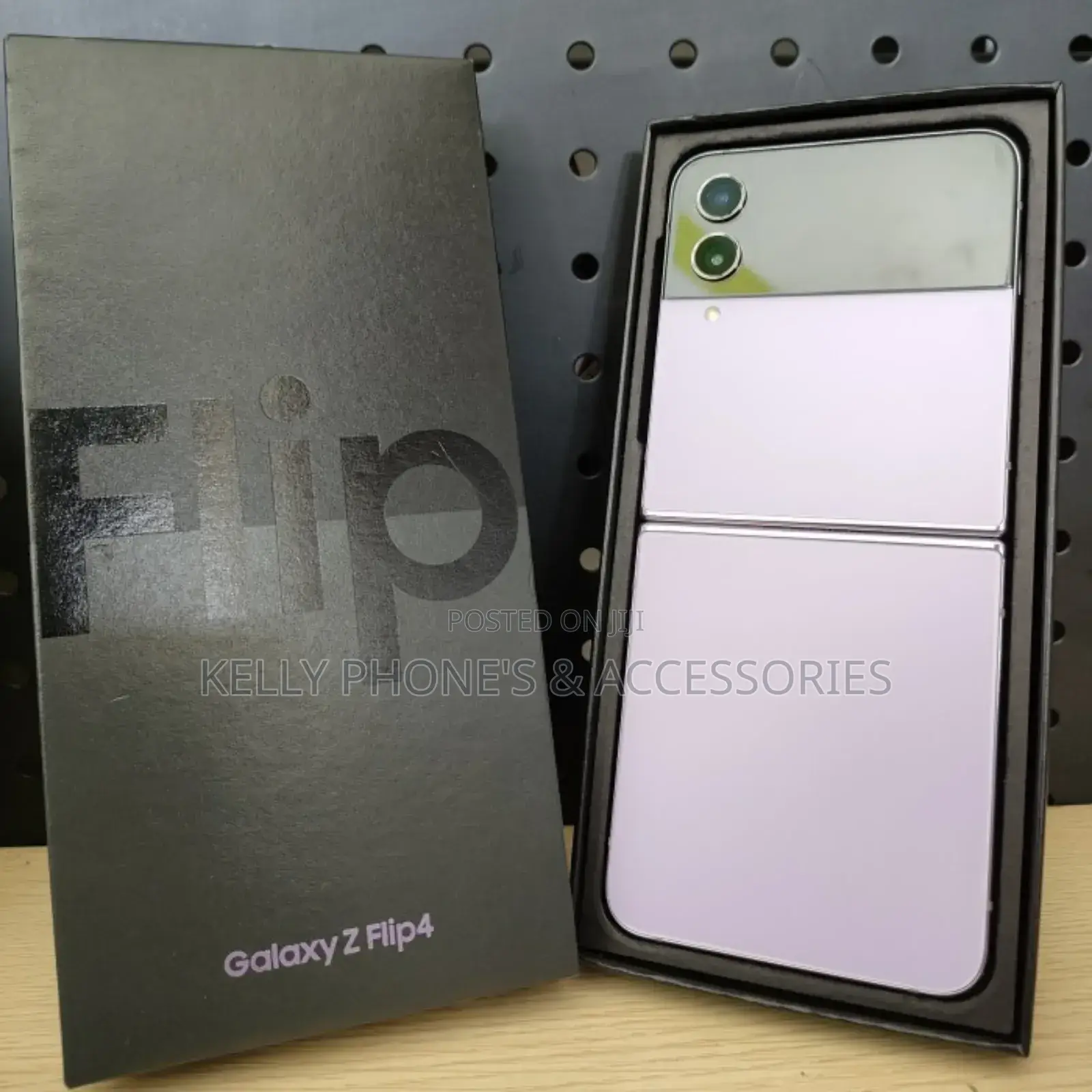 New Samsung Galaxy Z Flip4 512 GB Purple
