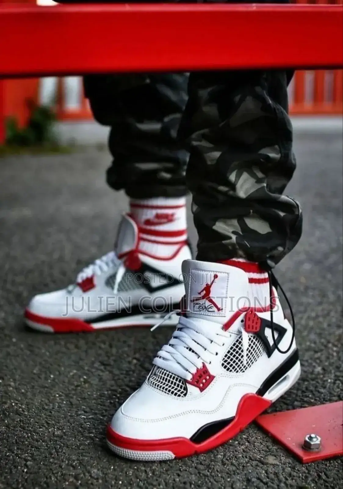 Jordan 4 Fire Red