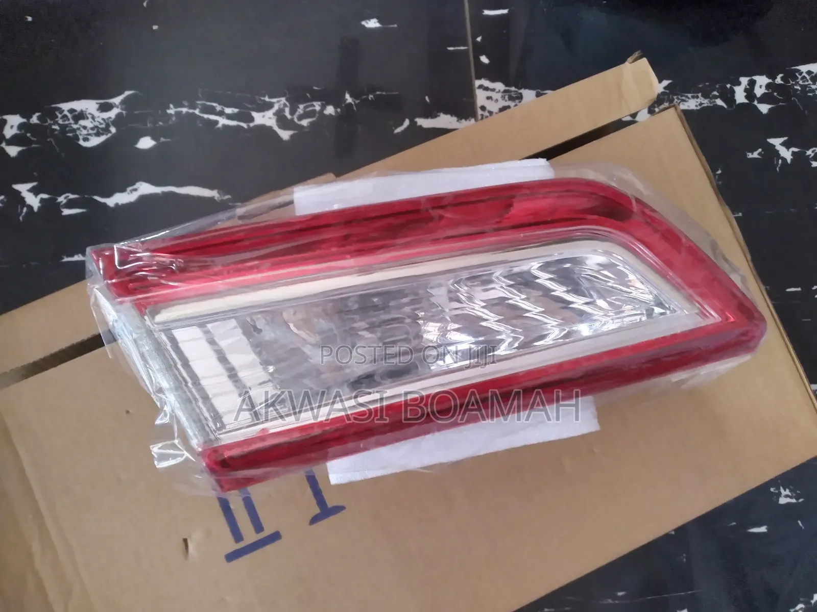 Toyota Camry Spider 012/ 13 Boot Light Pair