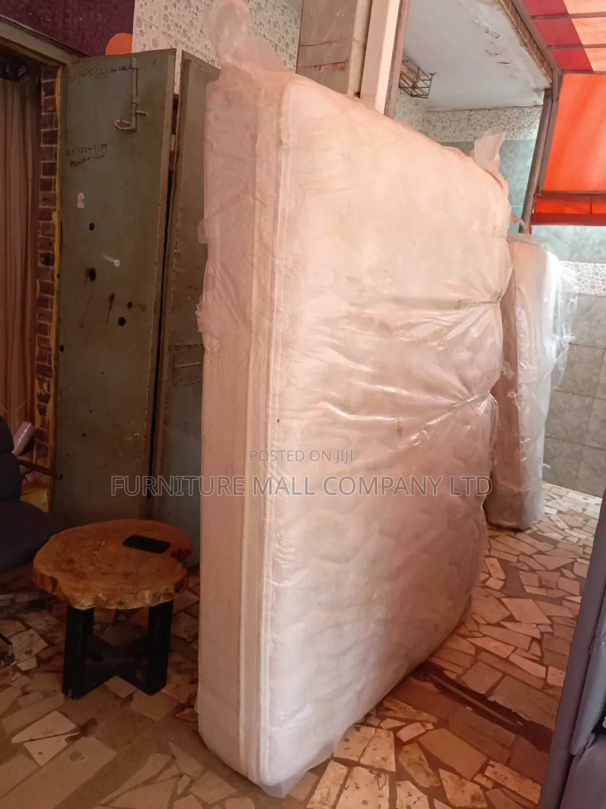A Comfortable 60/80 Queens Mattress From Canada .Free