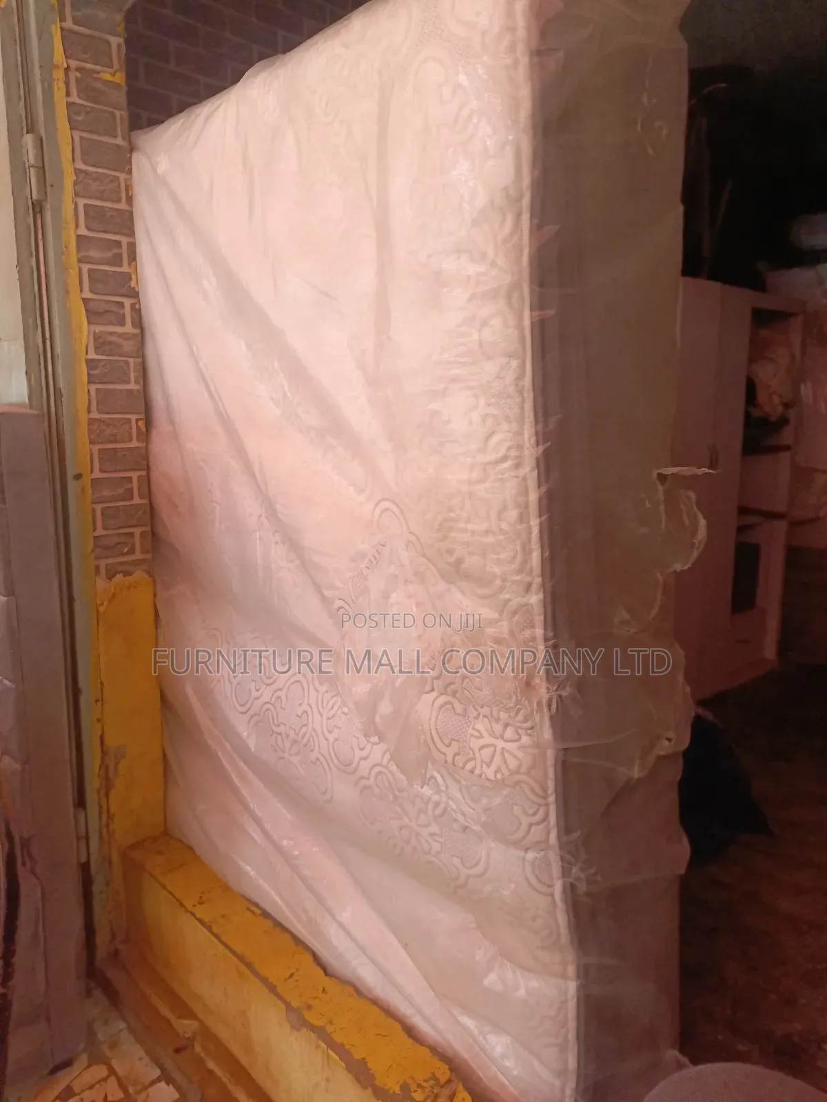 Wholesale 60x8 Queens Mattress Available as Seen. Free