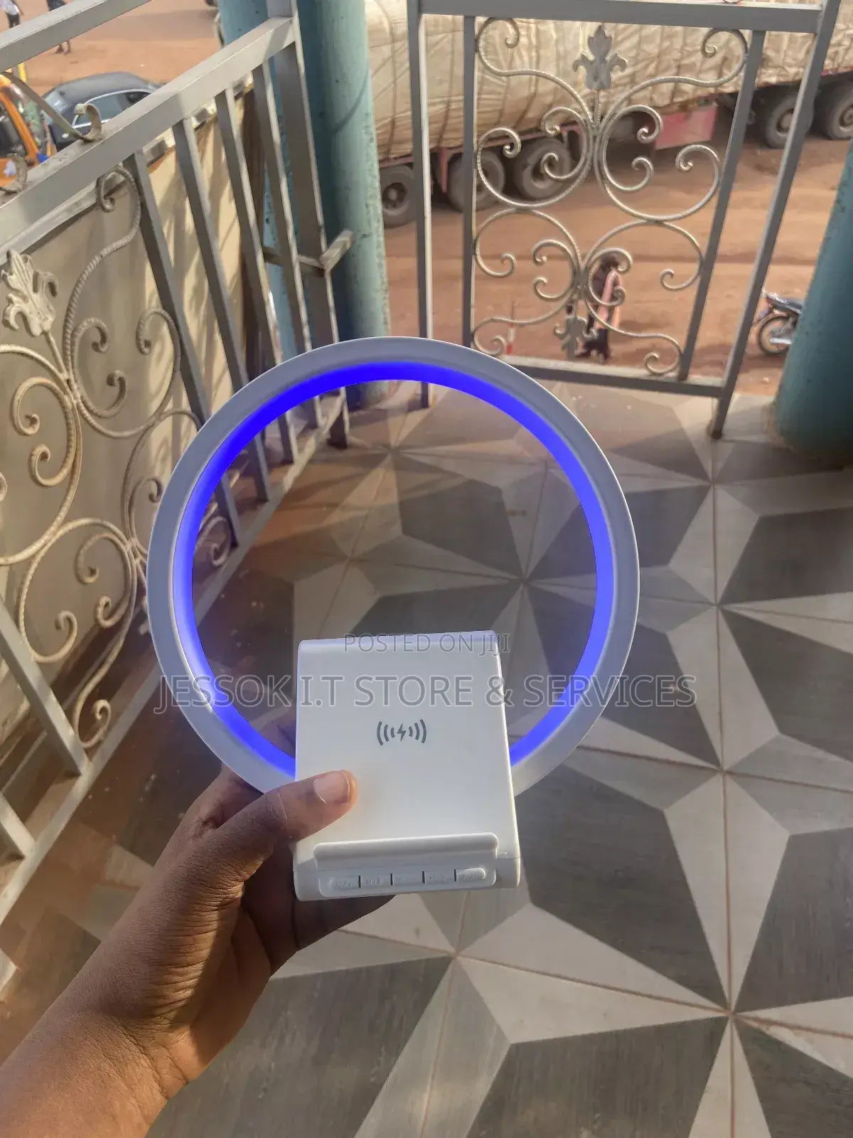 Led Wireless Charging With Speaker