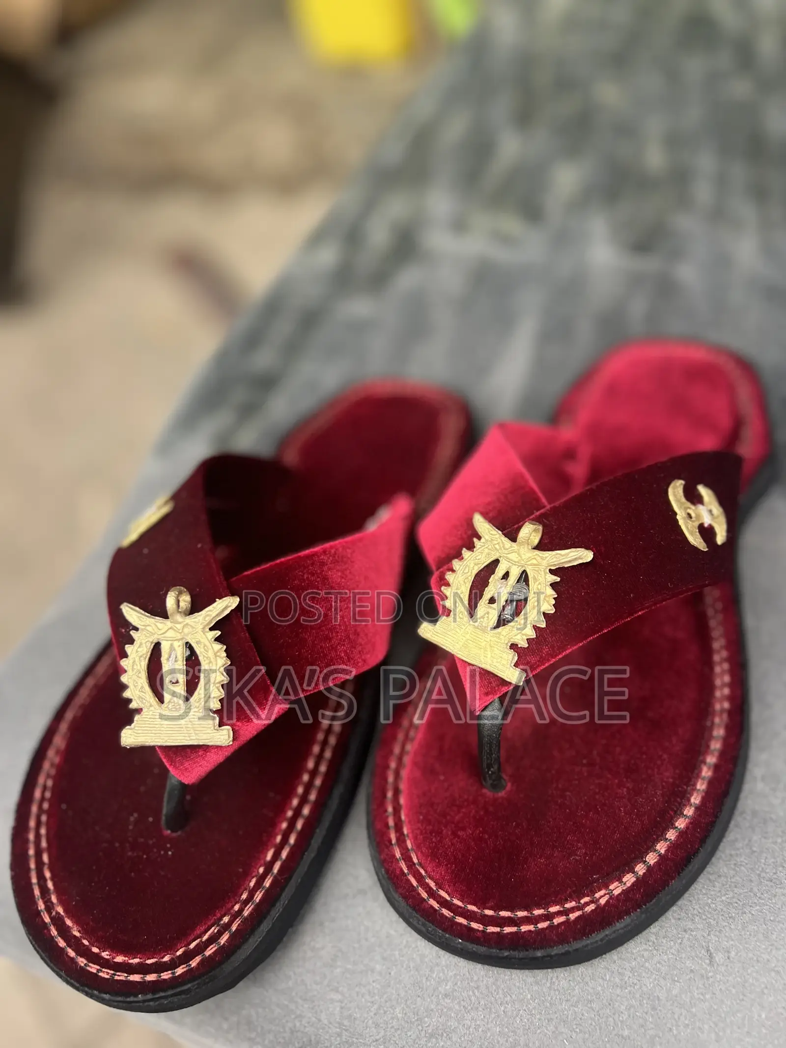 Wine Royal Ahenema Slippers