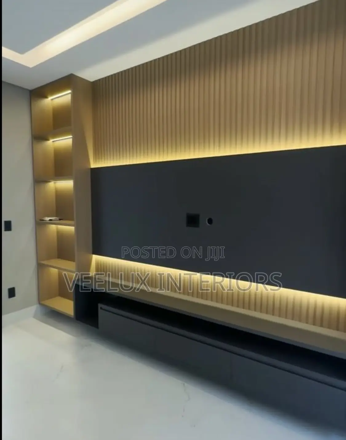 Modern Minimalist TV Stand: Maximize Style Space