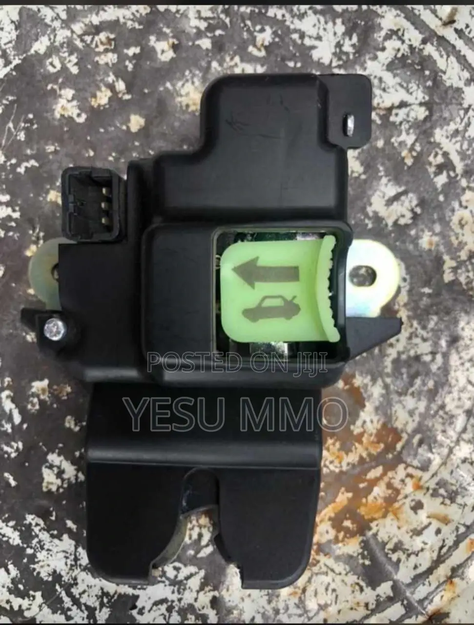 Elantra Boot Lock 2012