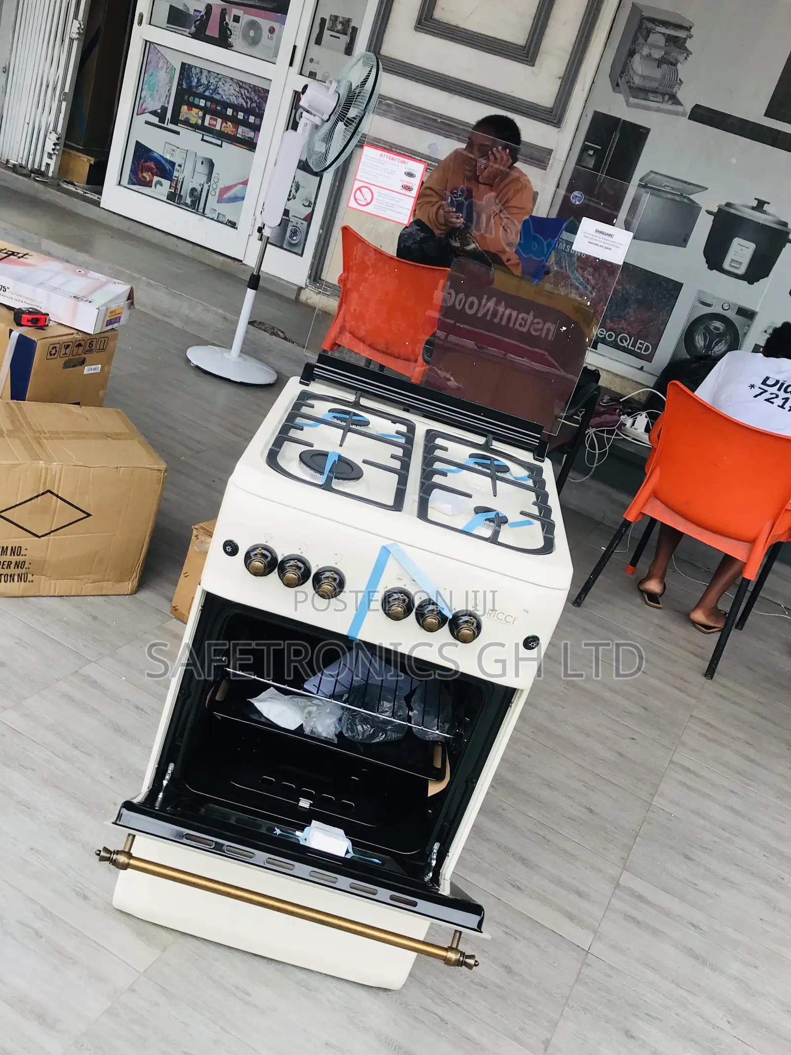 (White) 4 Gas Ricci 50by50 Oven/Grill Glass Lid 
