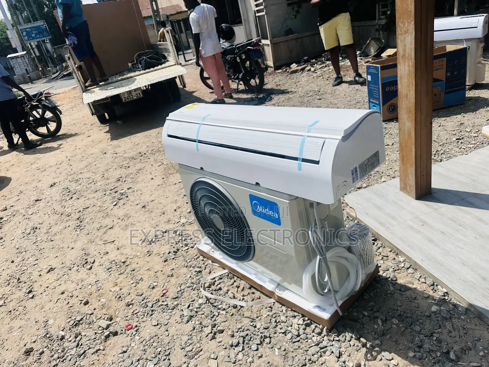 Call and Order MSAF-18CRN1 Midea Split R410 Gas White
