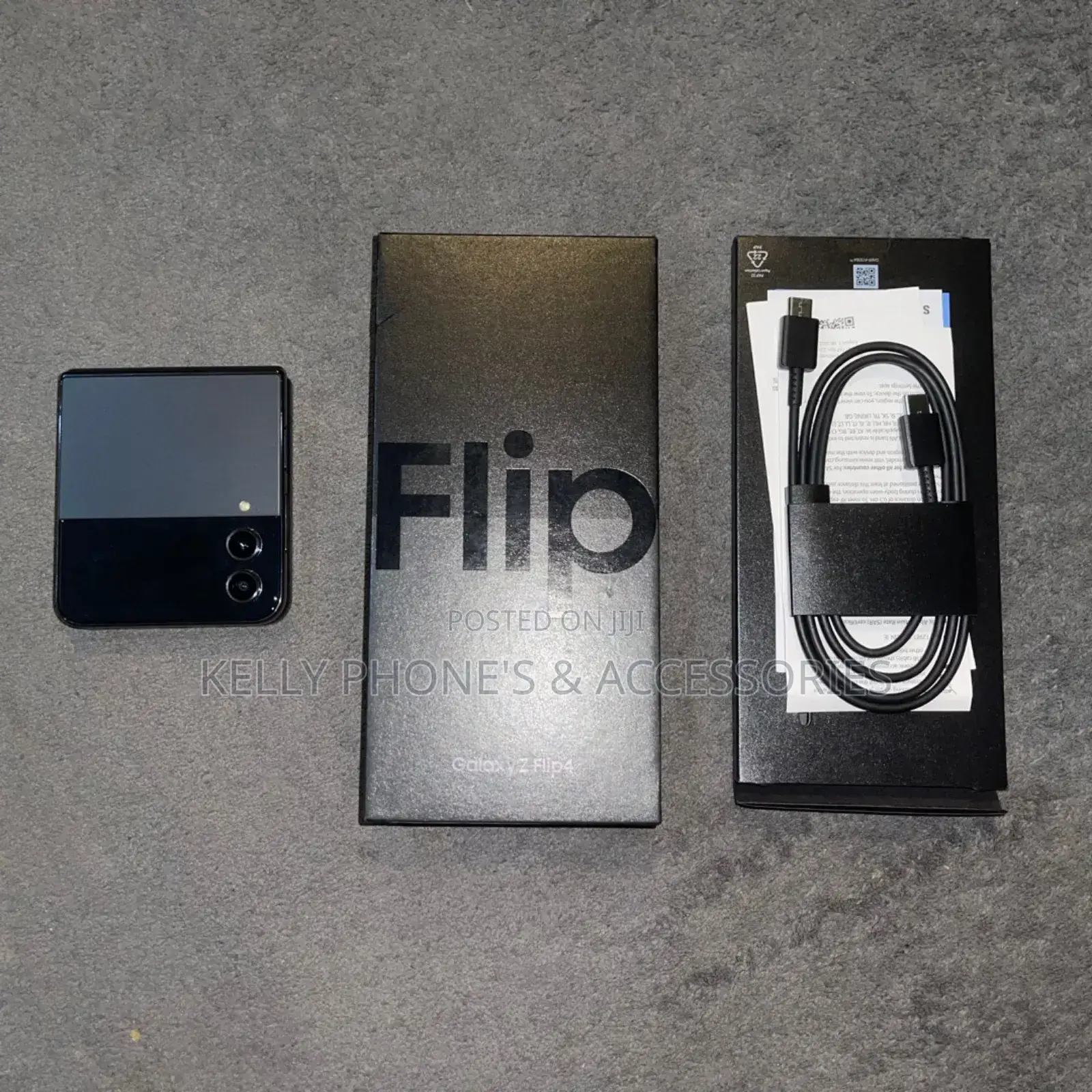 New Samsung Galaxy Z Flip4 128 GB Black