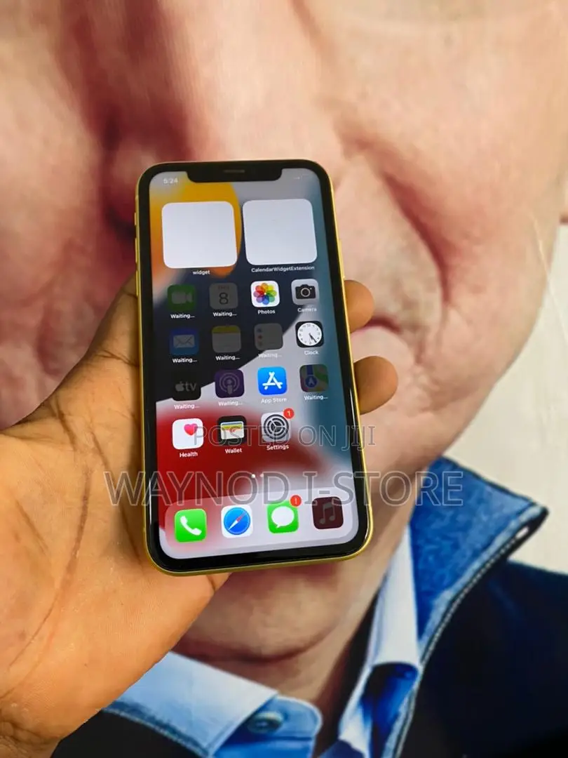 Apple iPhone 11 64 GB Yellow