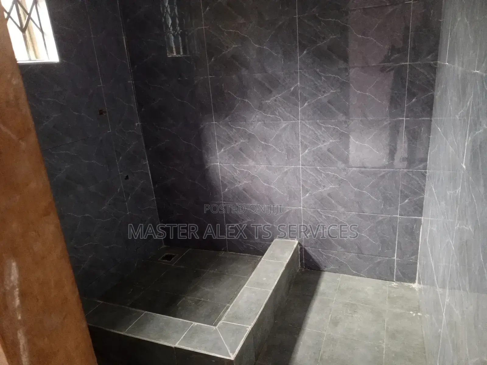Tiling Masters (ALEX)