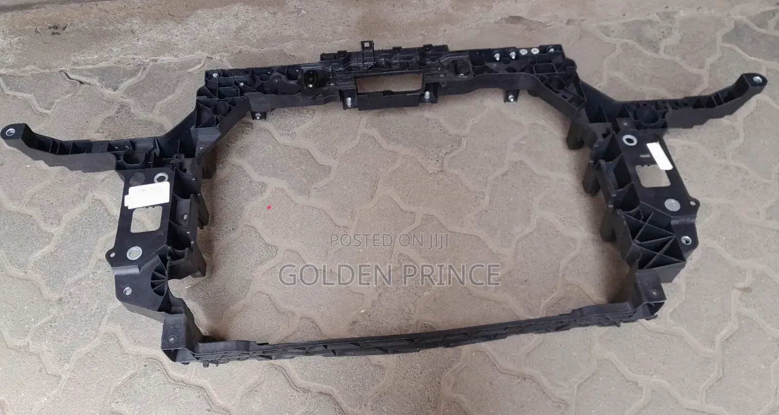 CR-V Radiator Support 017-018