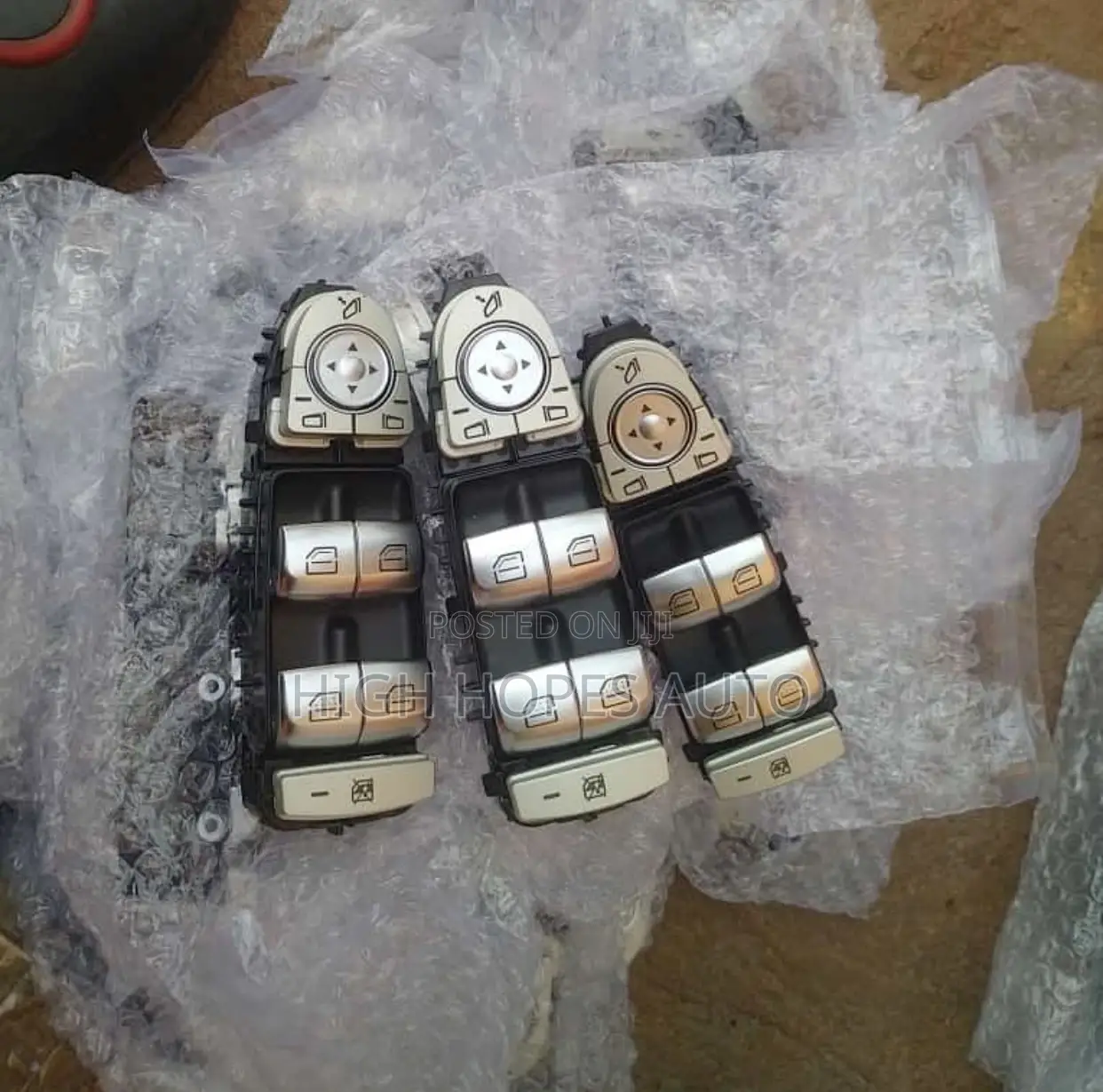 Window/Door Switch for All Cars Available
