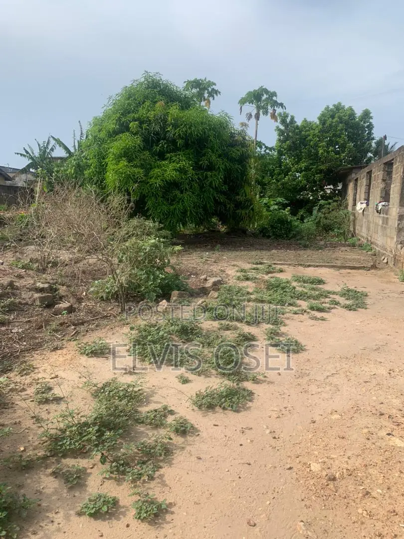 4bdrm House in Pqlace Mall Weija, Accra Metropolitan for sale