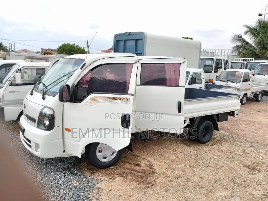 2015 Kia Bongo Double Cabin. Manual