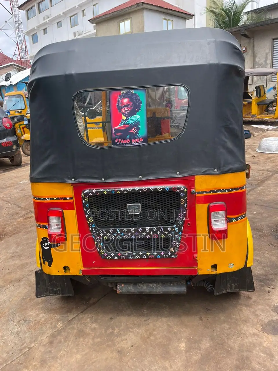 Bajaj RE 2021 Yellow