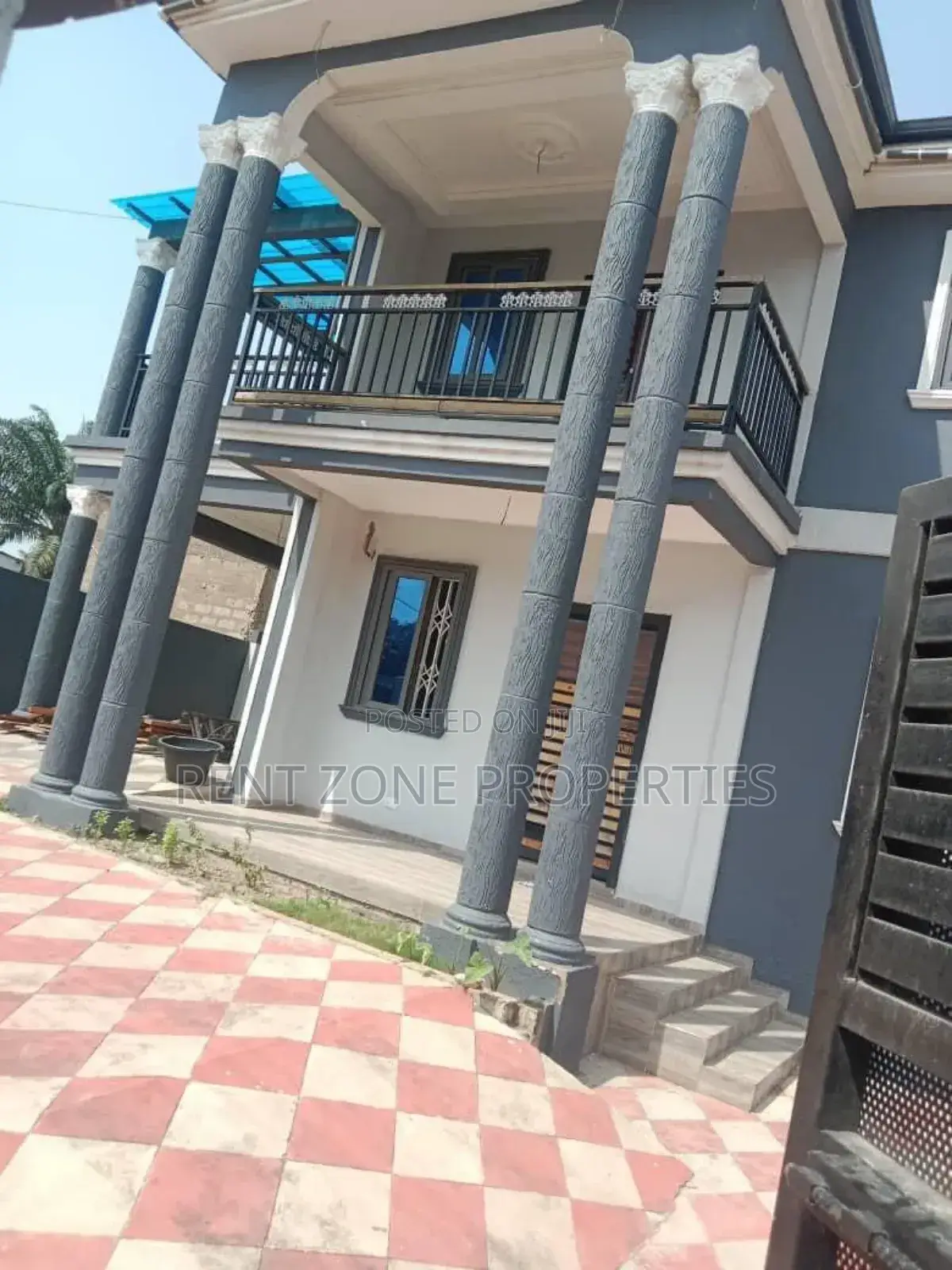 4bdrm Maisonette in Amasaman for rent