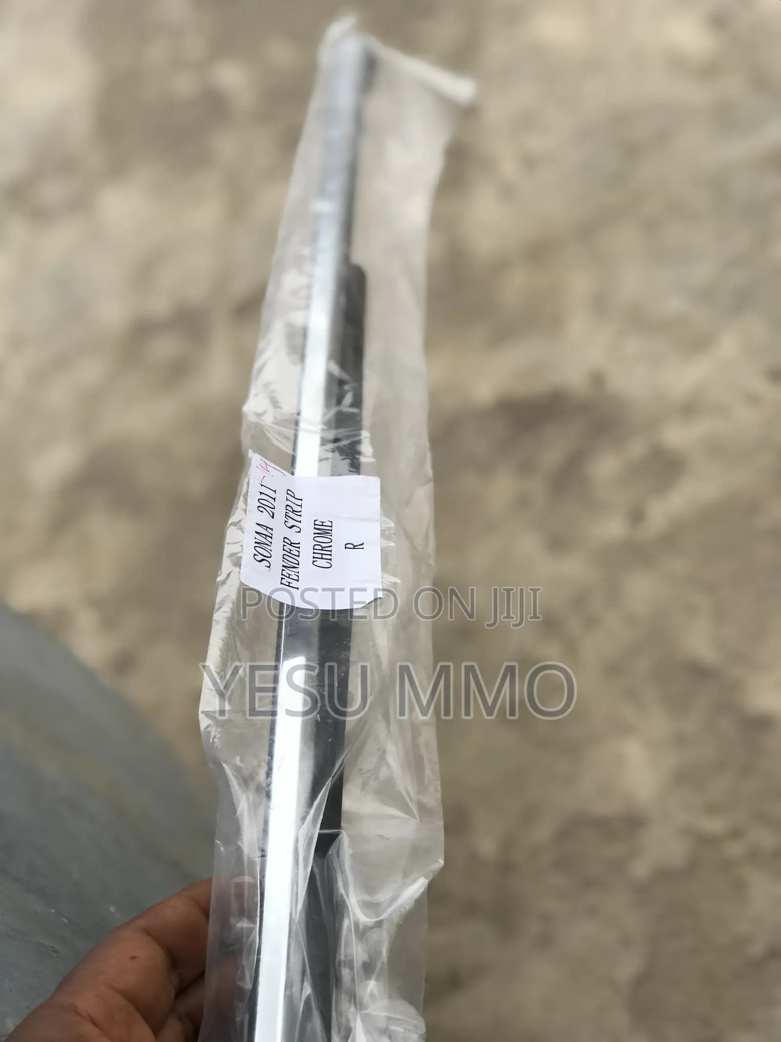 Sonata 2011-2014 Fender Strip Chrome