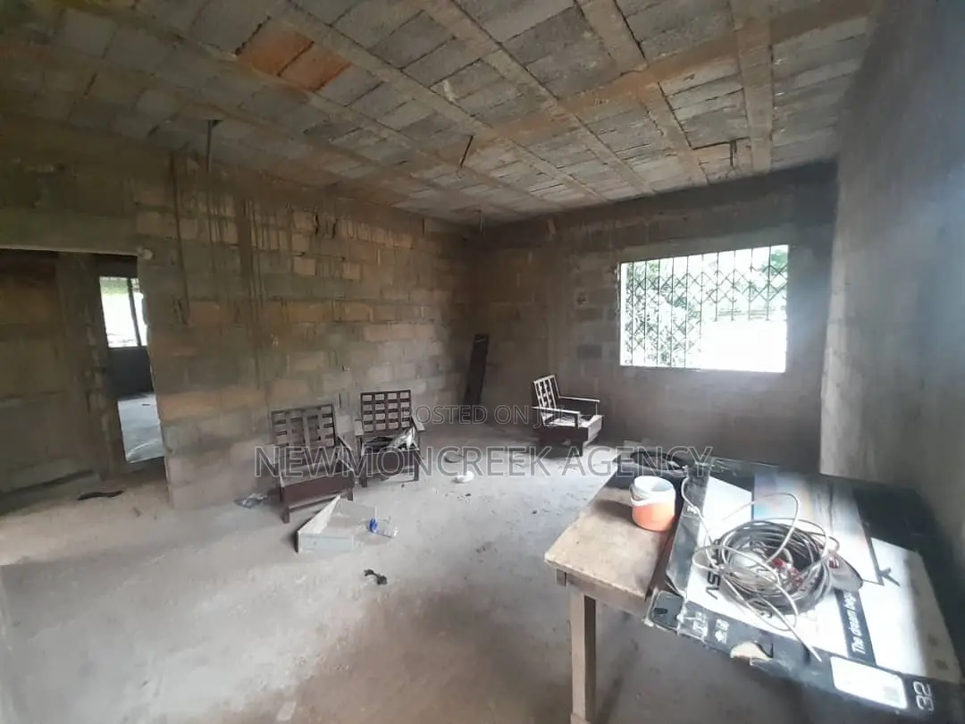 4bdrm Duplex in Dodowa Hospital, Accra Metropolitan for sale