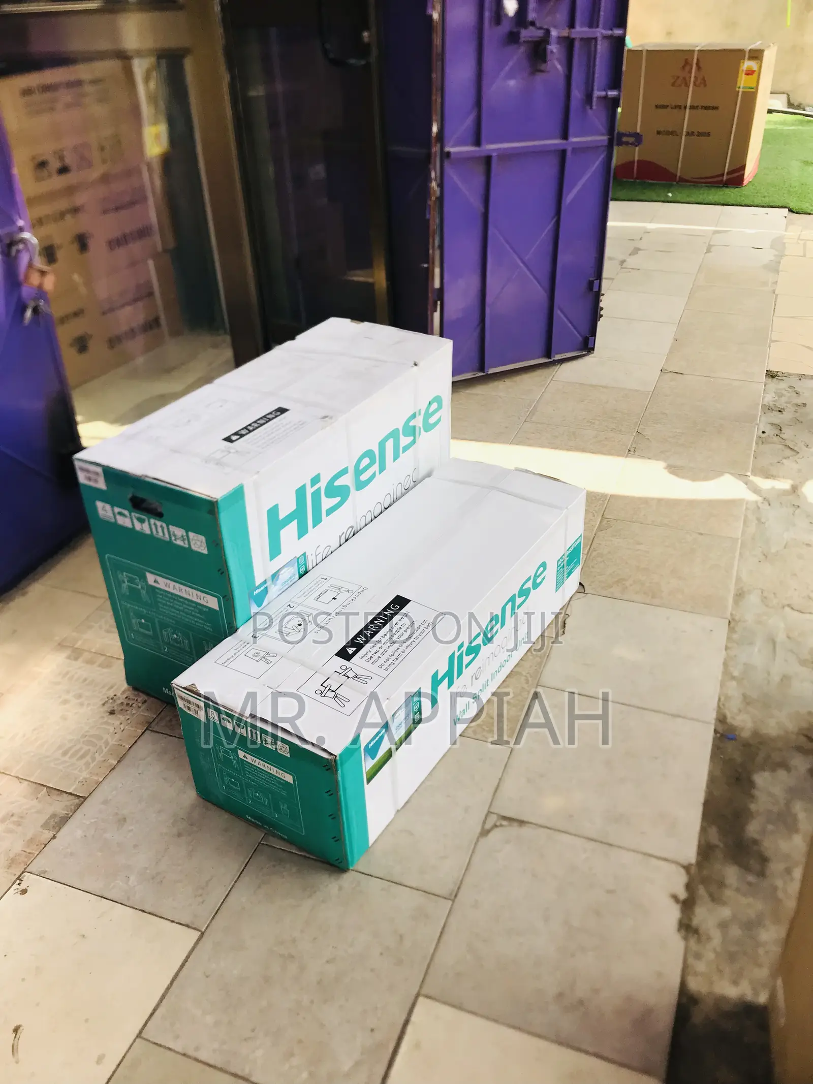 Uniquely Designed Hisence 2.5hp R410 Gas Electric Ac.