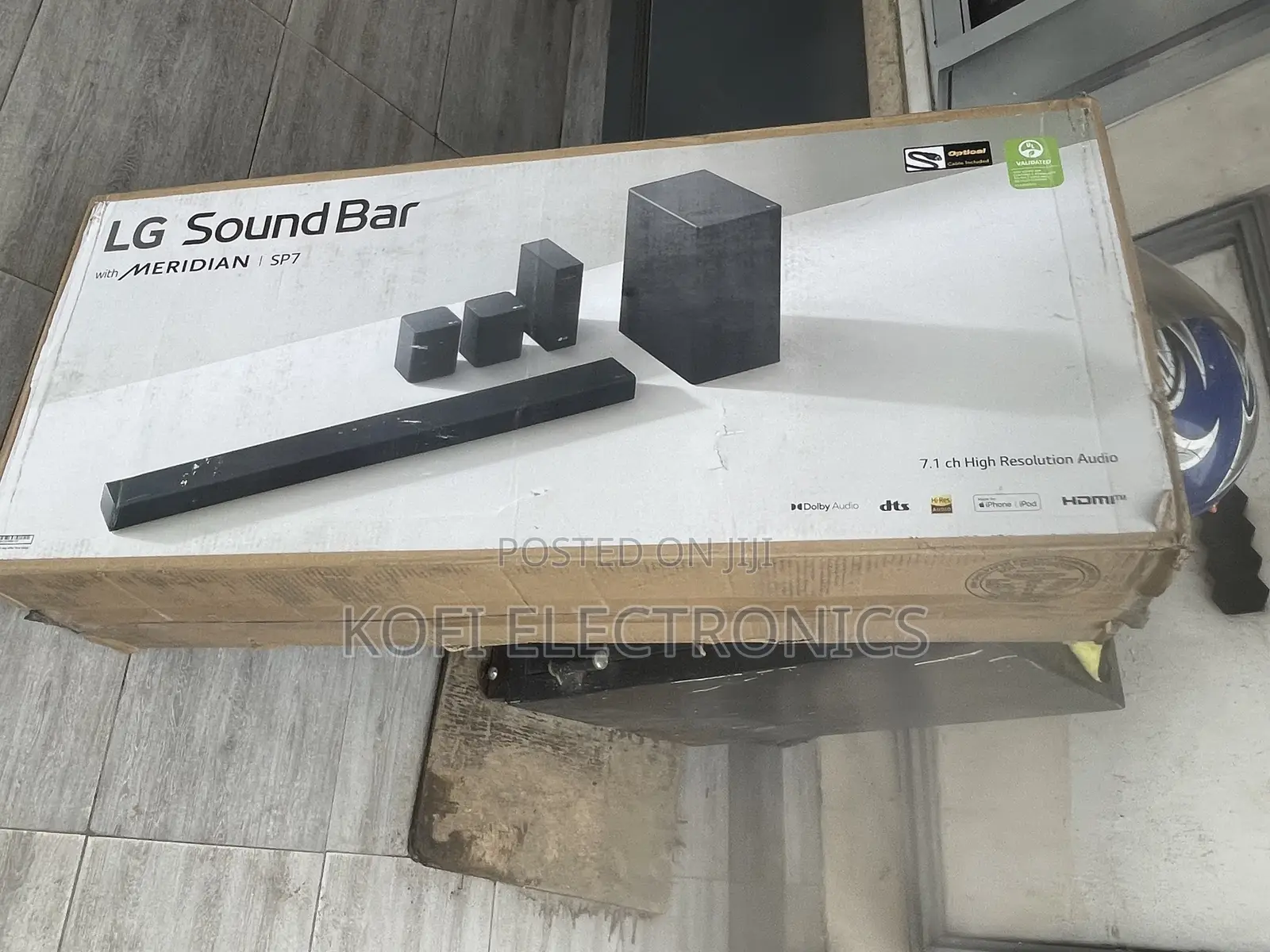 LG SP7R 7.1-Channel Sound Bar With Rear Speaker Kit (SP7)
