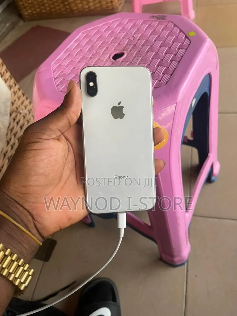 Apple iPhone X 64 GB White