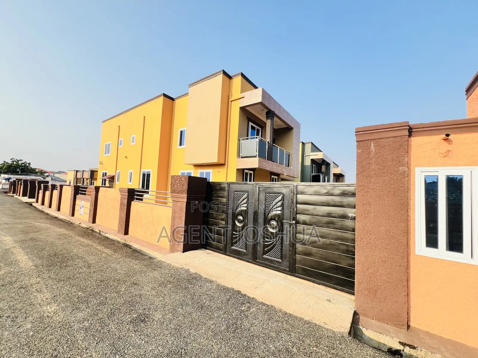 4bdrm House in Justice Tawiah, Spintex for sale