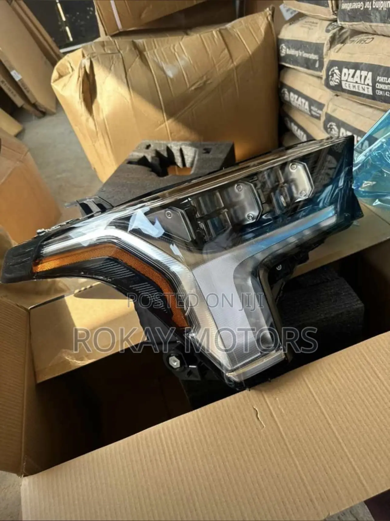 Tundra 2021,2022,2023,2024 Headlights Pair