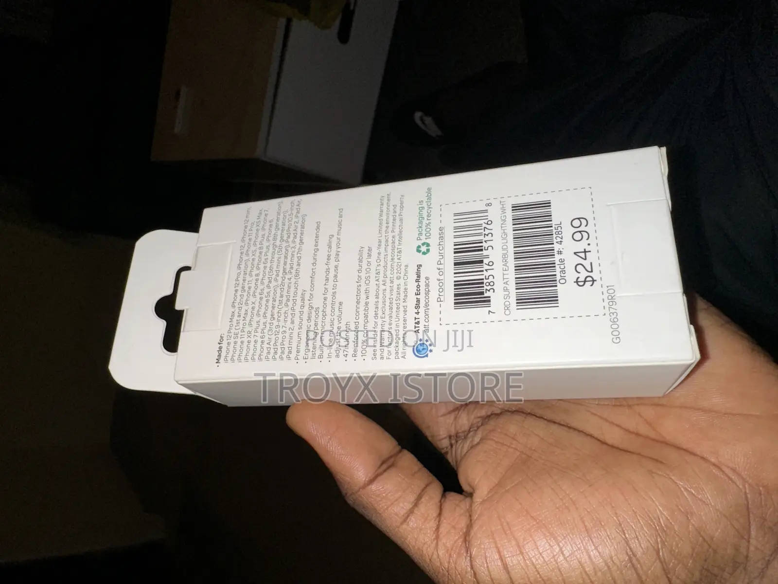 Wired Earbud Lightning Connector