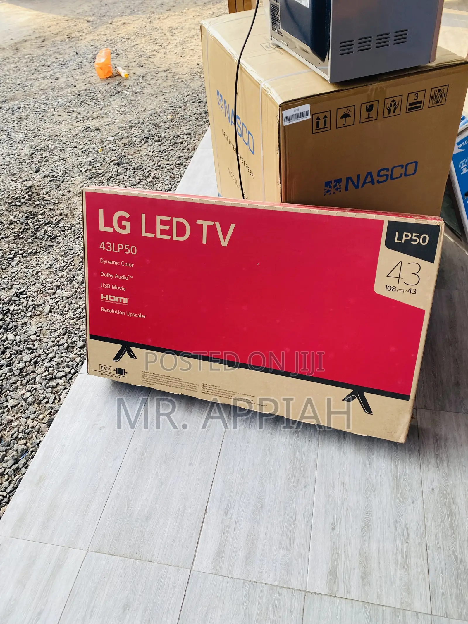 Adorable LG 43LP5000 43 Inch Full HD Led Television(Black)