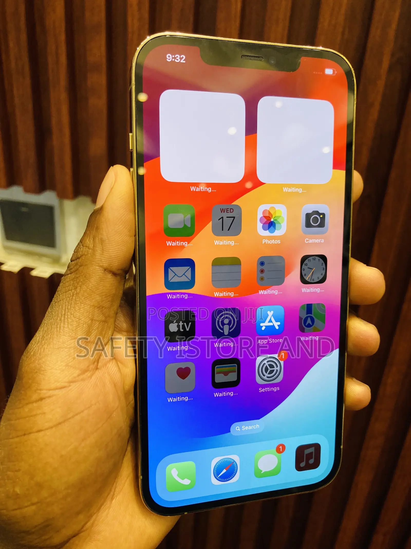 New Apple iPhone 12 Pro Max 256 GB Gold