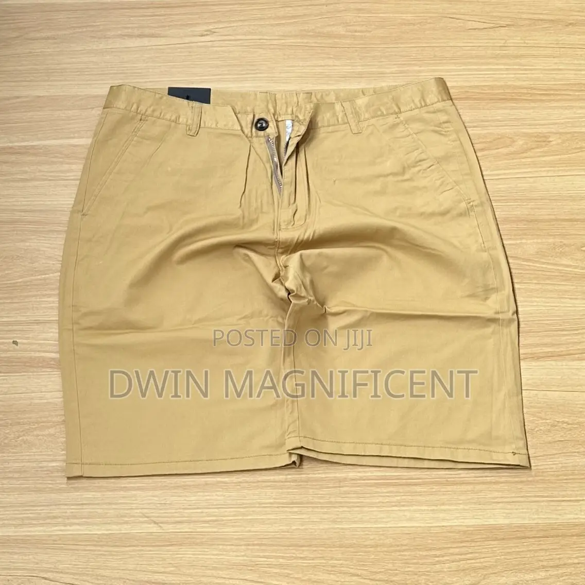 Plain Tommy Hilfiger Khaki Shorts