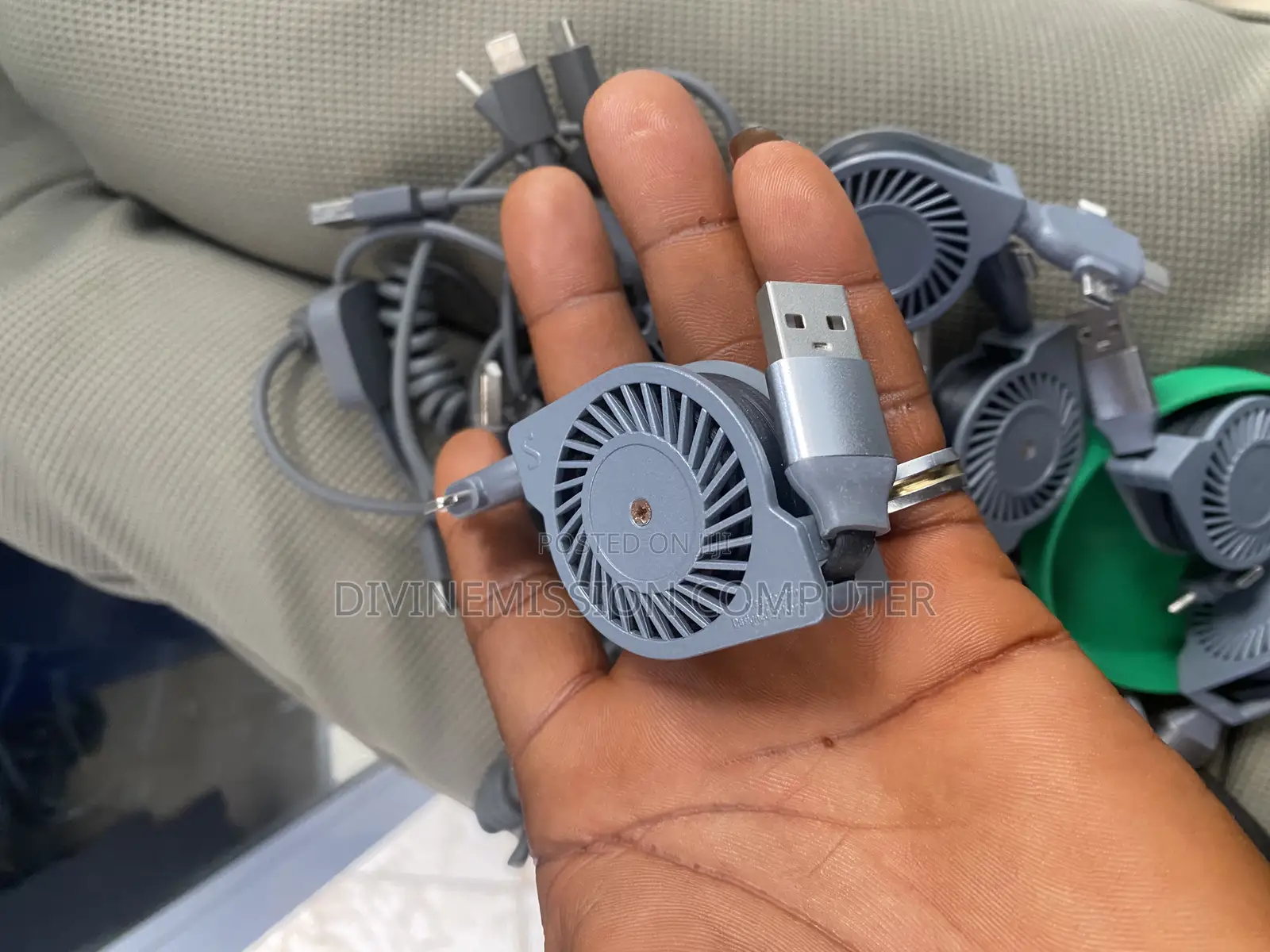 Uk Used 3 in 1 Cable. iPhone,Type C Android