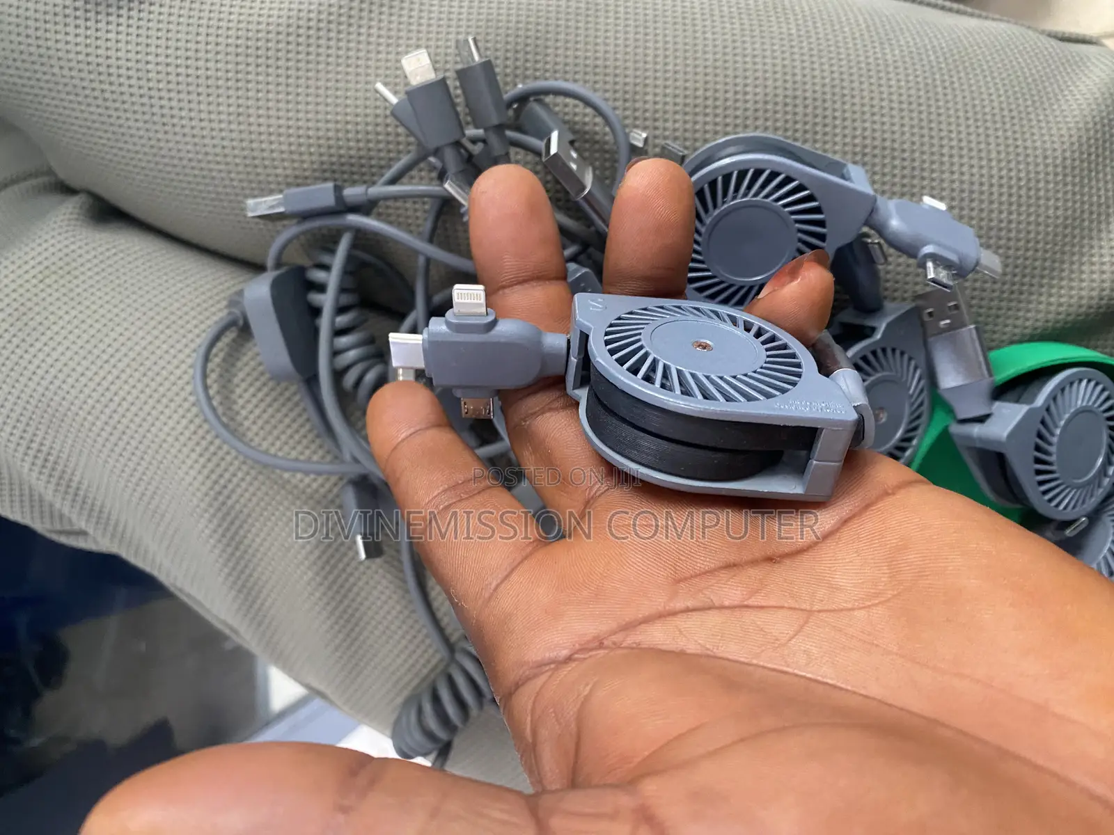 Uk Used 3 in 1 Cable. iPhone,Type C Android