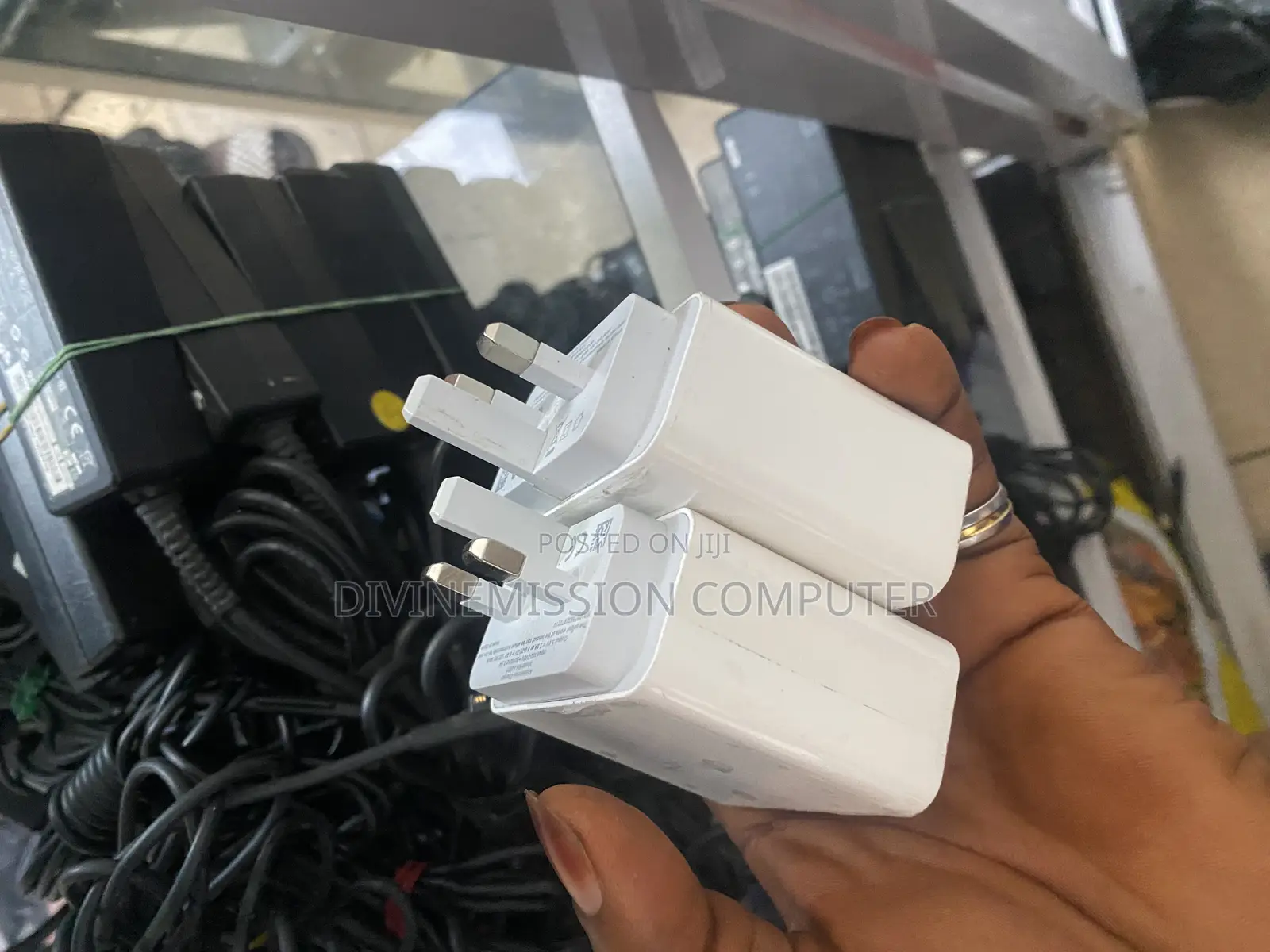 SHPLUS  Charger,5v-3a/ 20v-9a, 120w. Hyper Charger