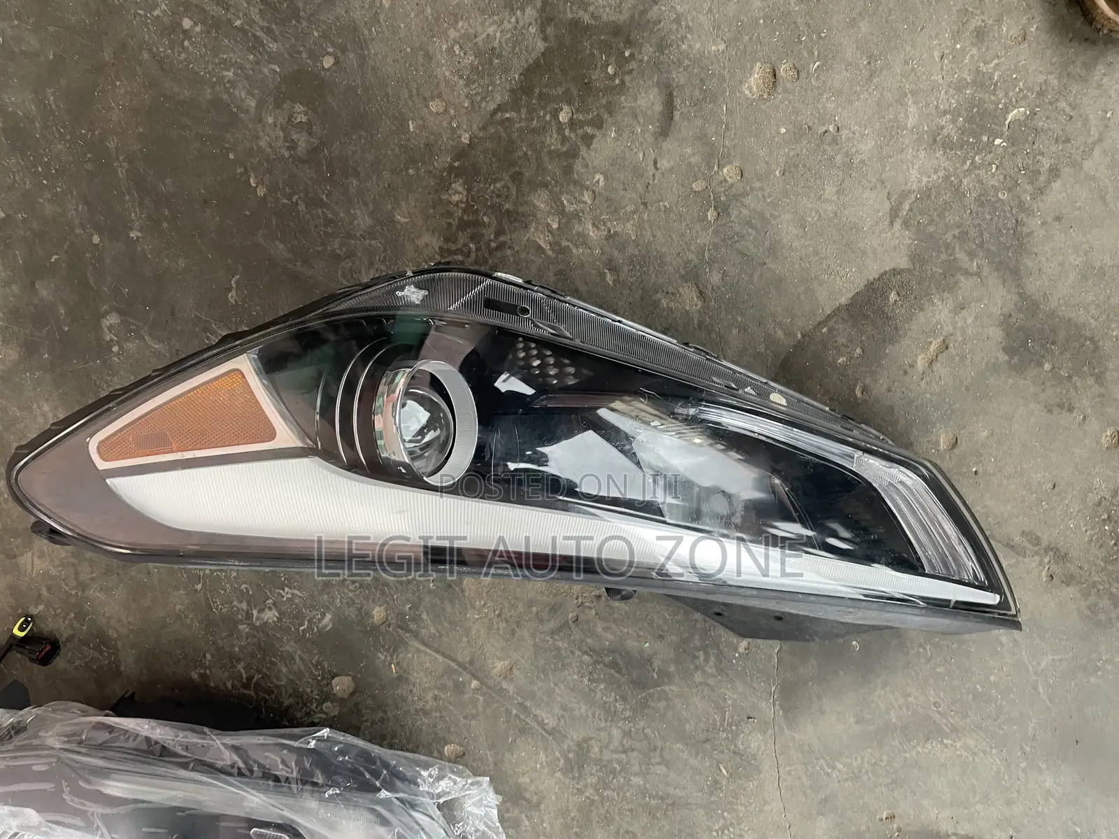 Hyundai 2011,2012,2014 LED Headlights