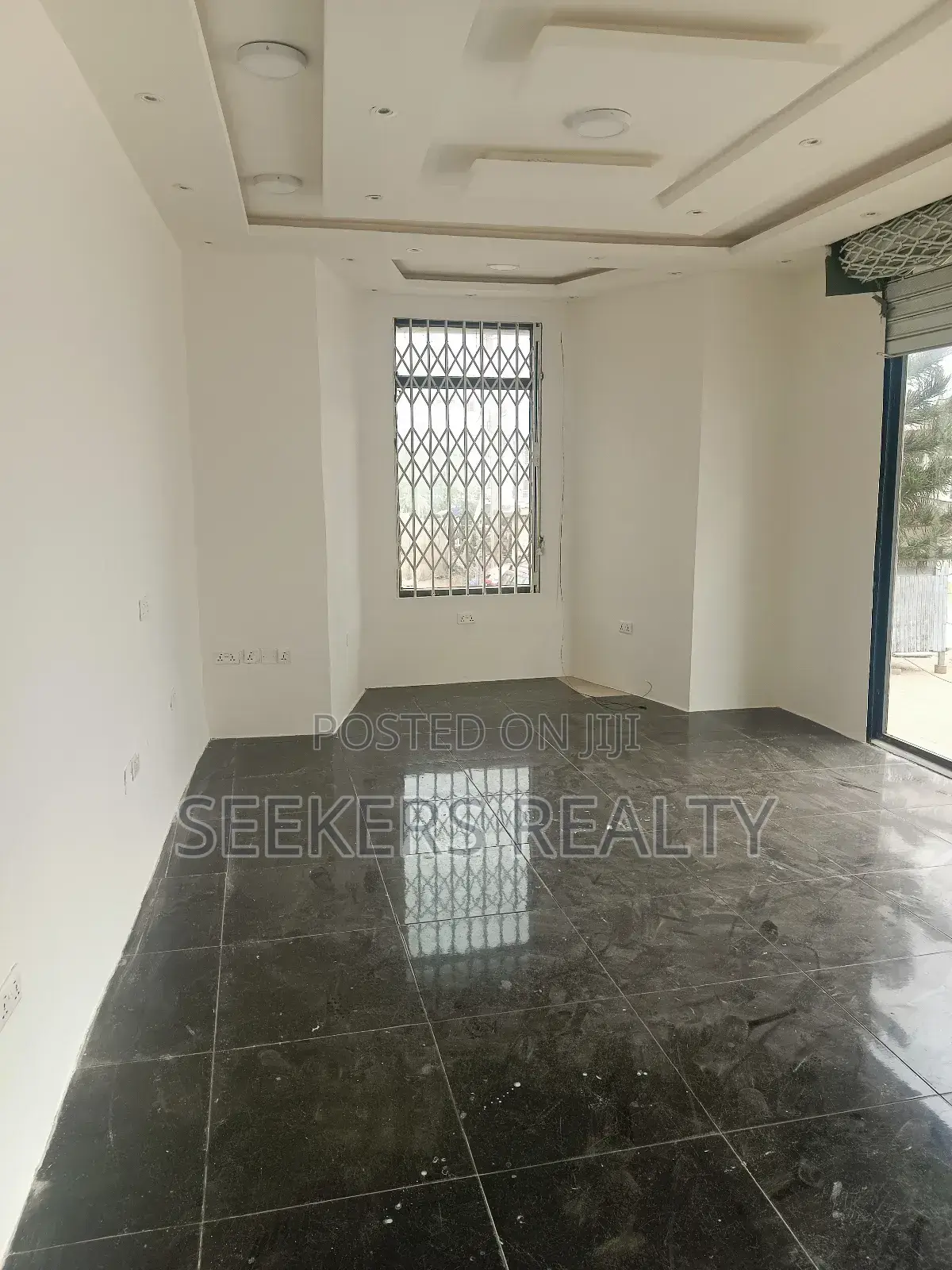 Shop for Rent at Osu