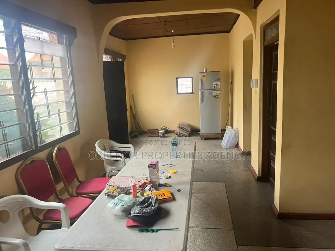 5bdrm House in Teshie-Nungua Estate, Accra Metropolitan for rent