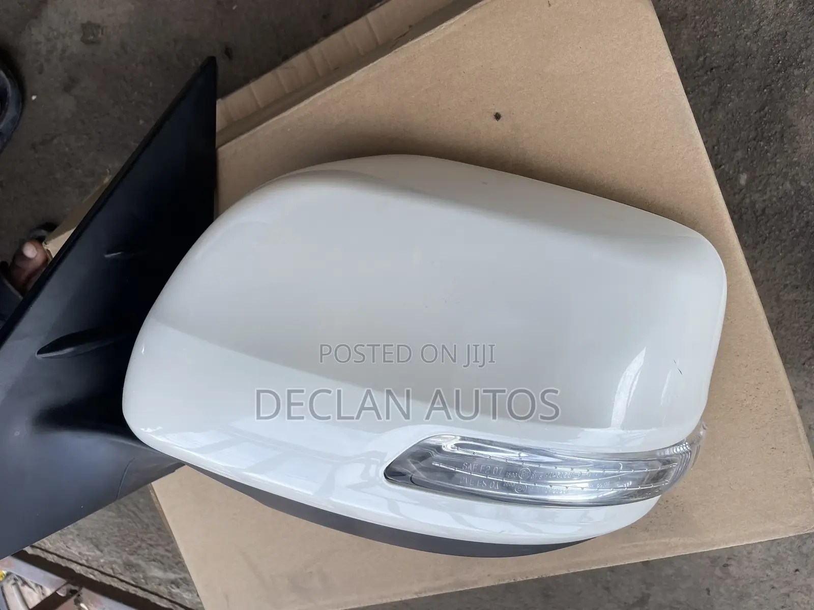 Lexus Lx 570 2017 Driving Mirror
